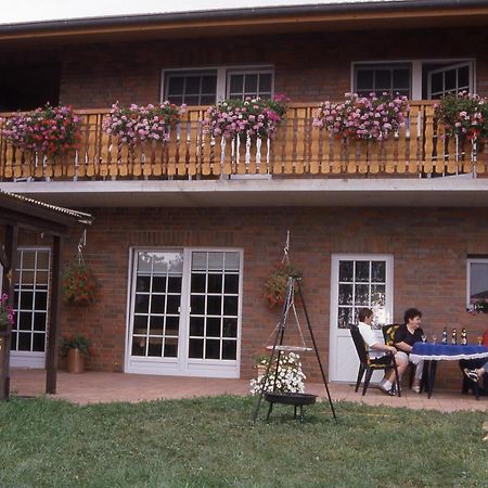 Ferienhof Meyer Landhotel Petershagen Exterior foto
